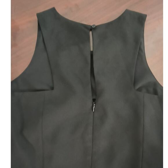 Banana Republic Jumpsuit Women's size 10 Black Ankle Length Sleeveless Pockets - Picture 7 of 16